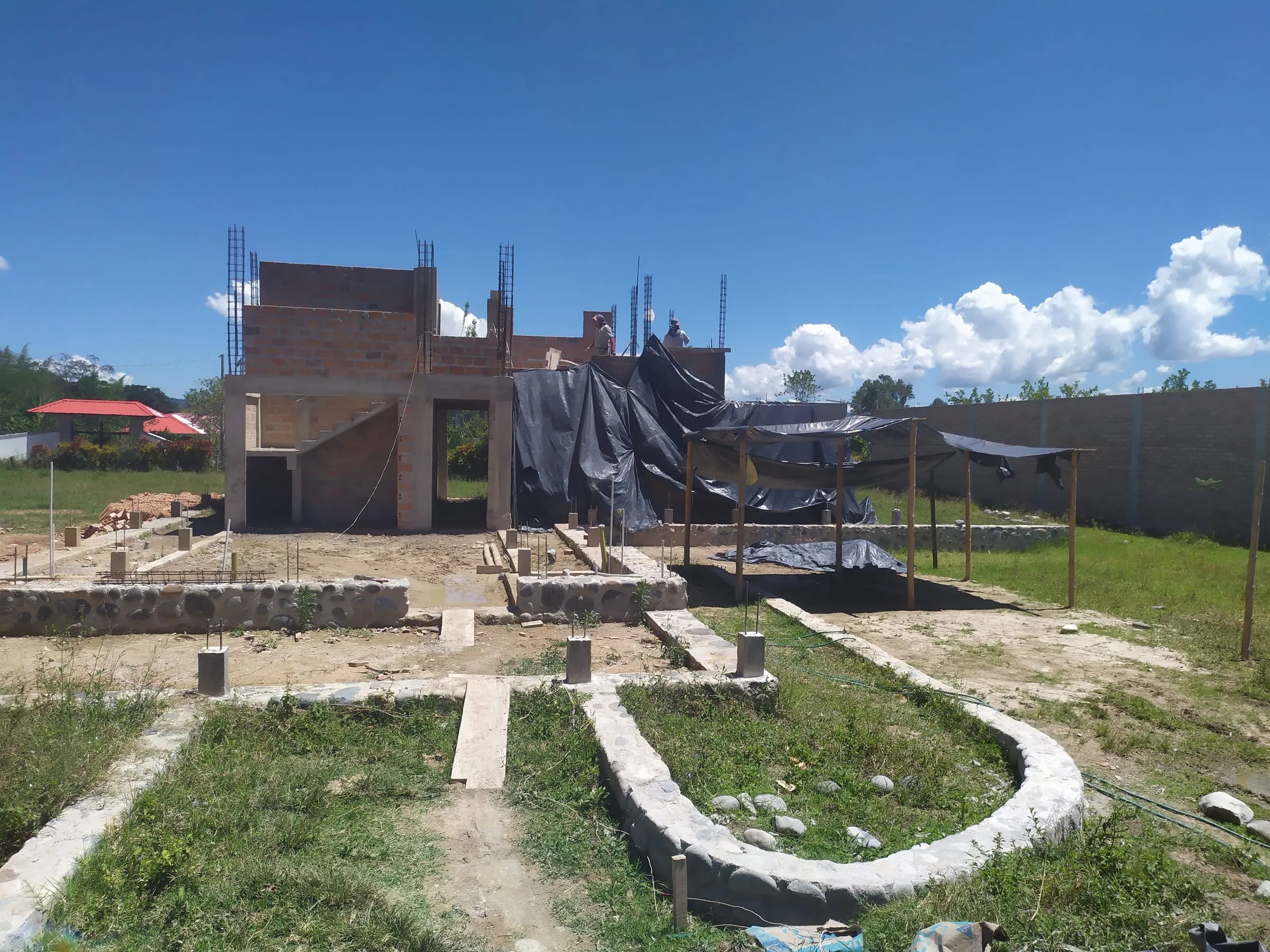 Casa 4 Gatos — el terreno