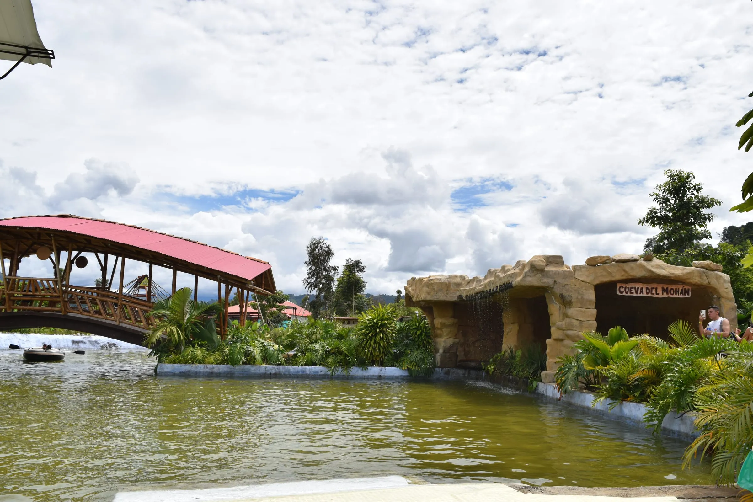 Puente Sumak — obra en guadua