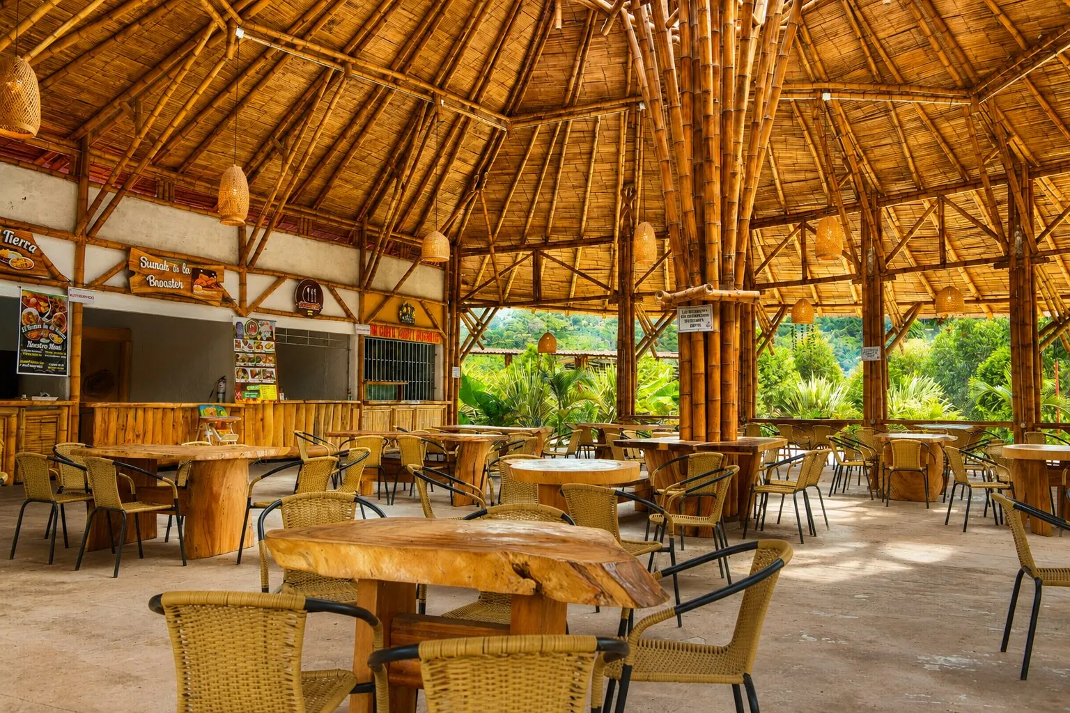 Restaurante Sumak — el gran comedor