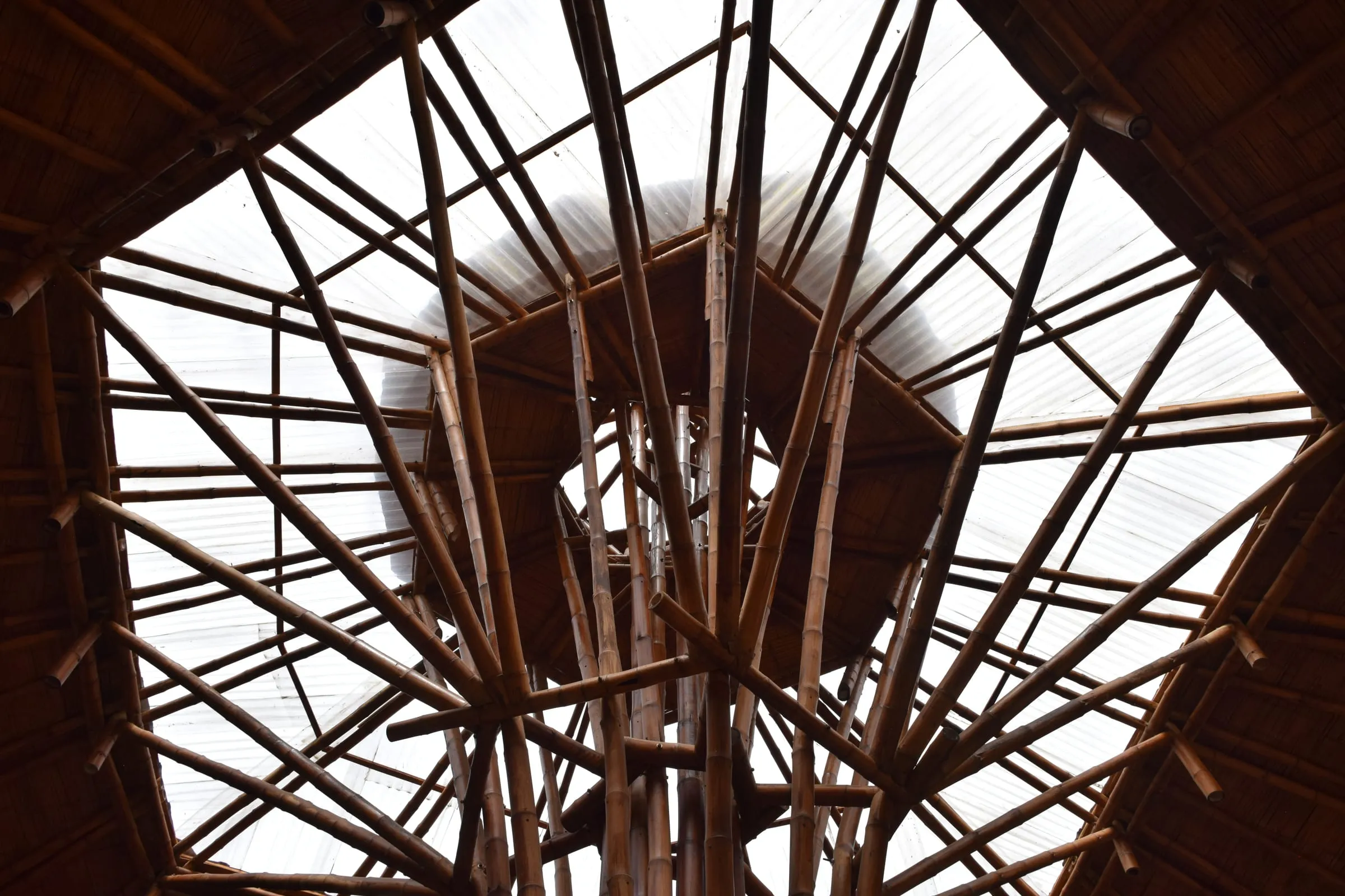 Restaurante Sumak — la luz cenital