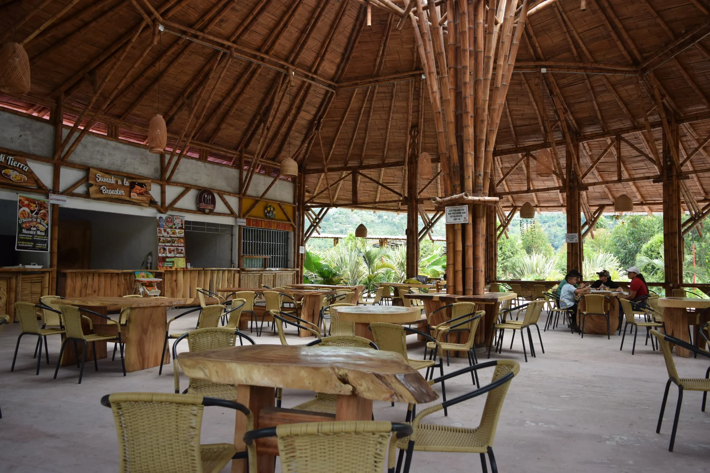 Restaurante Sumak — el gran comedor